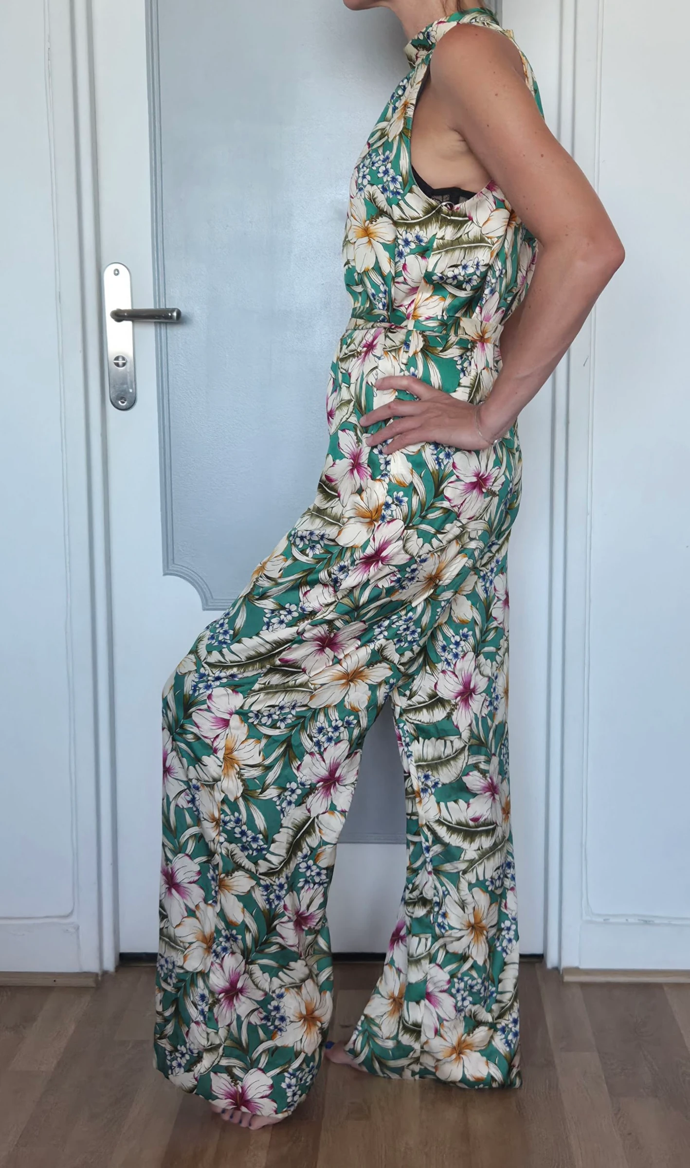 Combinado fluido con motivo floral Zara Talla 38 – photo 2